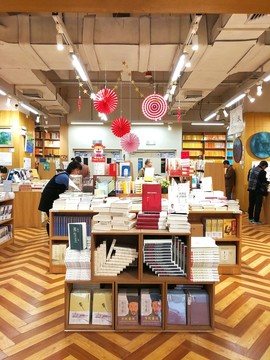 購(gòu)書中心 書吧