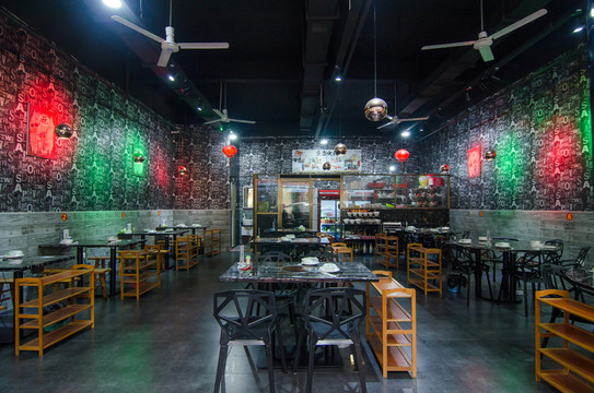 特色火鍋店