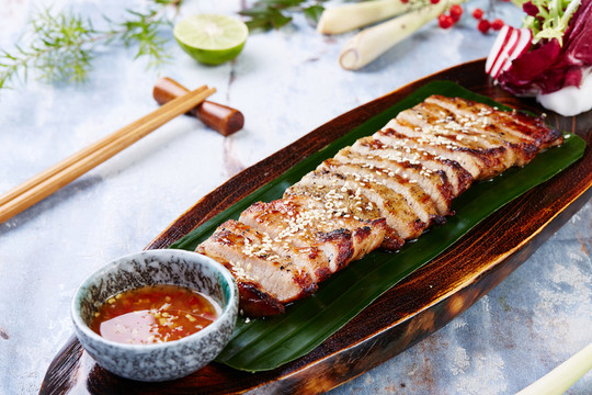 炭燒豬頸肉