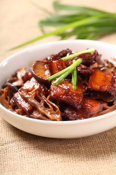 干筍燒肉