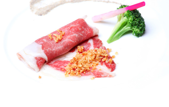 金蒜牛肉卷