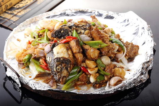 大鐵板生焗鮮魚塊