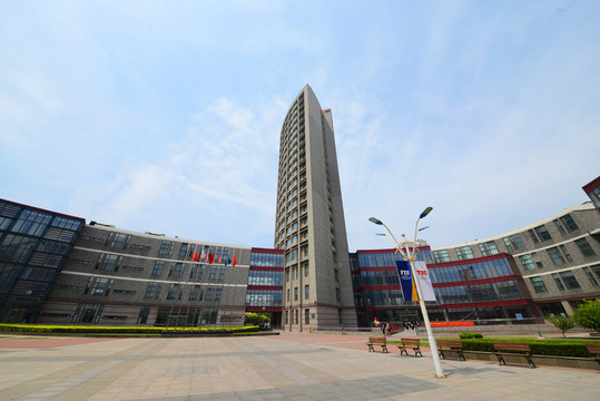 天津商業(yè)大學 合作學院