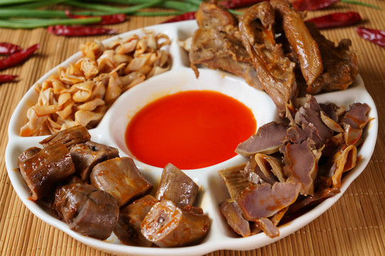 鹵味拼盤(pán)