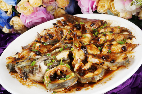 汗蒸劍骨魚