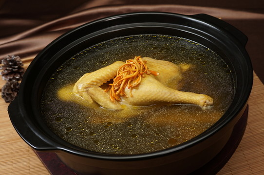 蟲(chóng)草花煨土雞