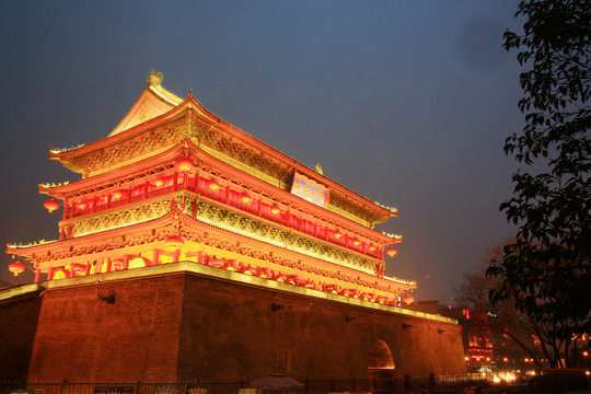 鐘樓夜色