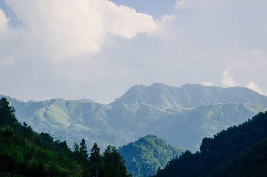 山嶺風(fēng)光
