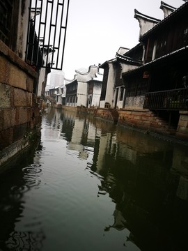 水墨江南之雪中月河