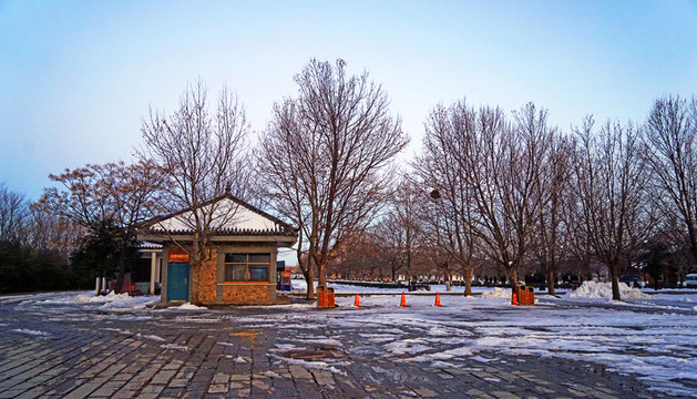 小房子雪景