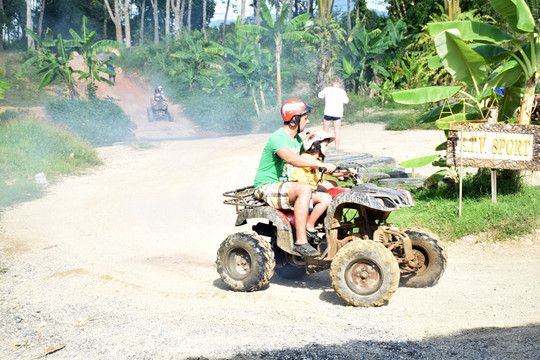 越野車ATV