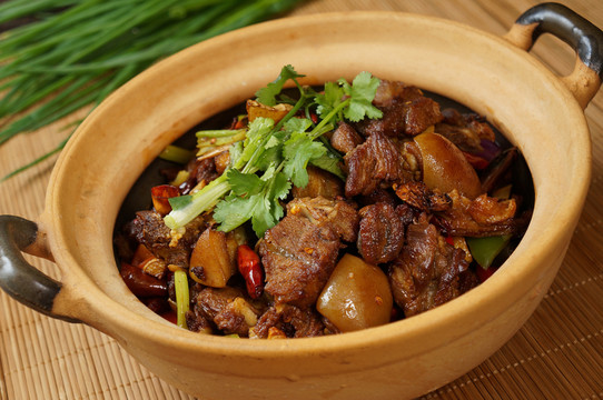 黃燜羊肉