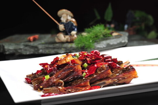 辣炒魚尾