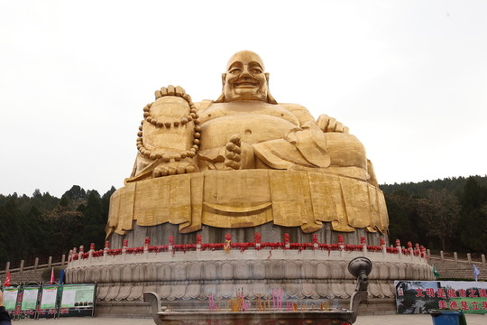 彌勒佛 金佛