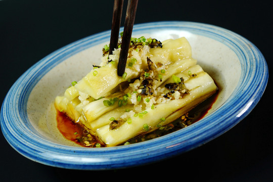 涼拌茄子