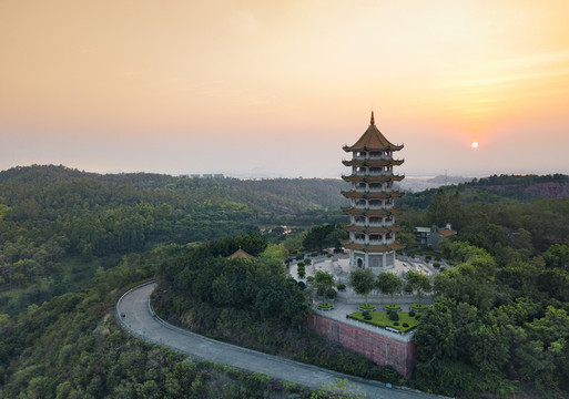 十八羅漢山公園余暉