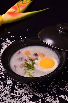 砂鍋牛肉粥