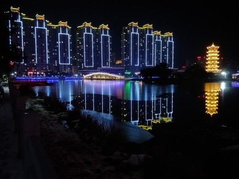 湖光寒夜燈光美 （31）