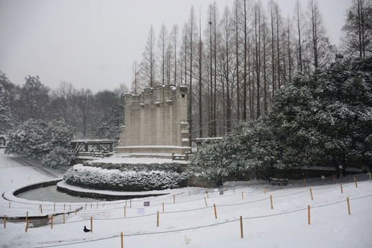 南京中山陵音樂臺(tái)雪景