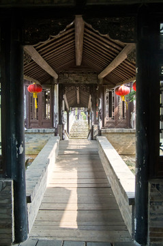 古典廊橋內(nèi)景