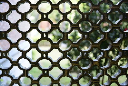 鏤空雕花窗