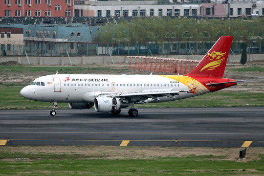 飛機(jī) 金鹿航空 大連機(jī)場(chǎng)