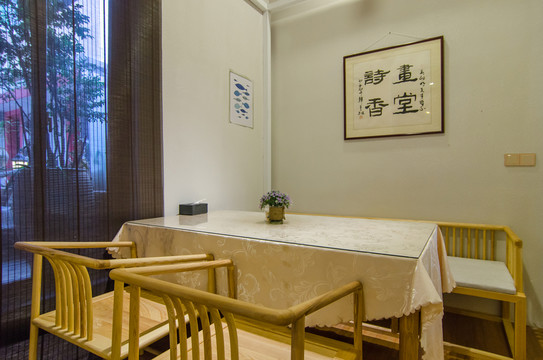 中式餐飲會(huì)所環(huán)境圖