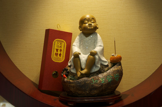 小和尚 雕塑藝術(shù)擺件