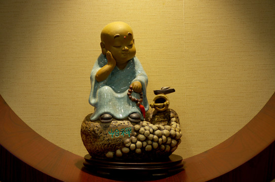 小和尚 雕塑藝術(shù)擺件