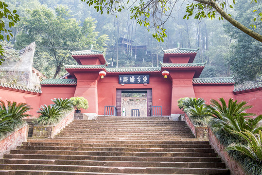 樂山東方佛都景區(qū)大門