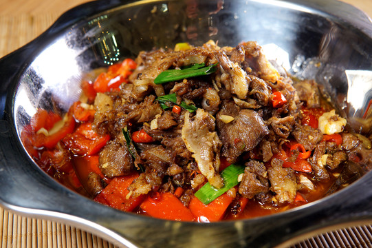 干鍋拆骨肉