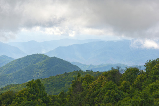 大山