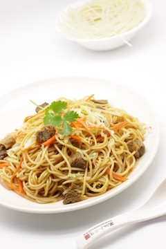 牛肉炒米線
