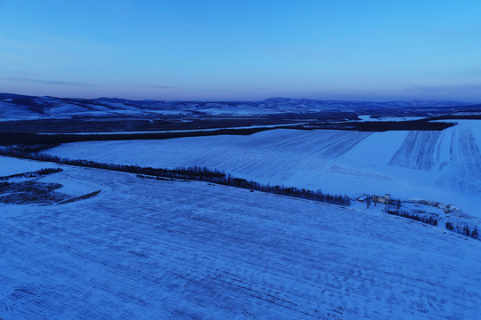 田野雪景 航拍