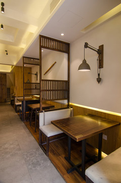文藝復(fù)古小吃店