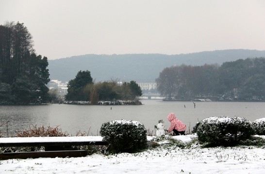 梅園雪景