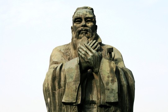 孔子銅像