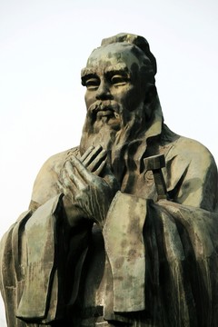 孔子銅像