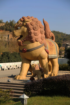 獅子雕塑