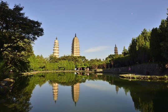大理崇圣寺三塔