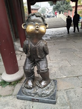 青銅小孩