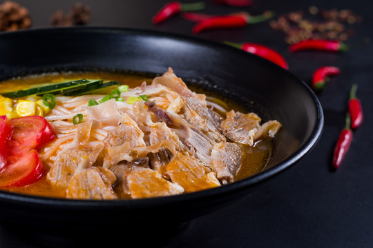 羅漢肉面