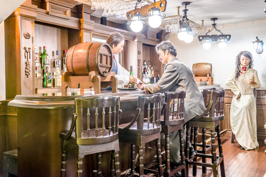 老上海酒館 蠟像