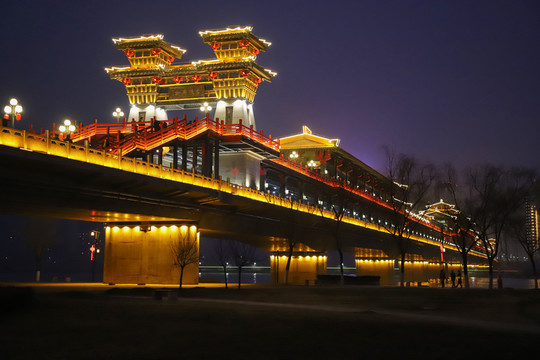 咸陽古渡廊橋