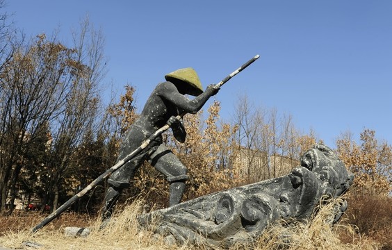 雕塑 船夫
