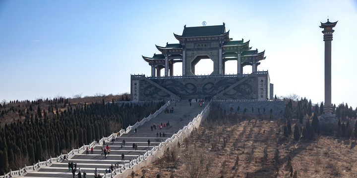 云夢山南天門