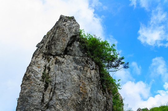 巨石 藍天
