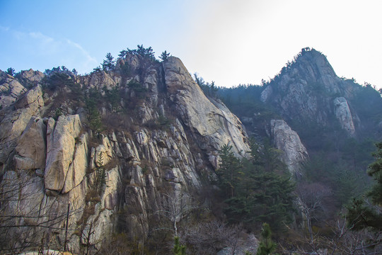 懸崖峭壁