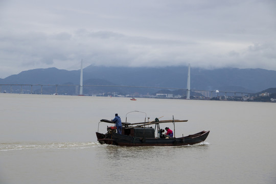 江上小船 捕魚船