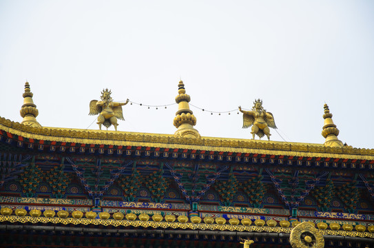 青海塔爾寺斗拱